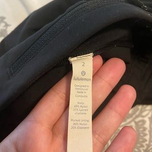 black lululemon leggings